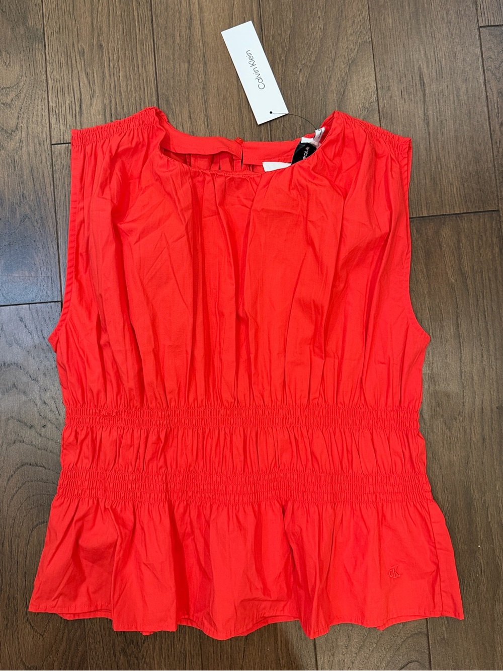 Calvin Klein Smocked Sleeveless Cotton Poplin Top Size Medium NWT - C30-134